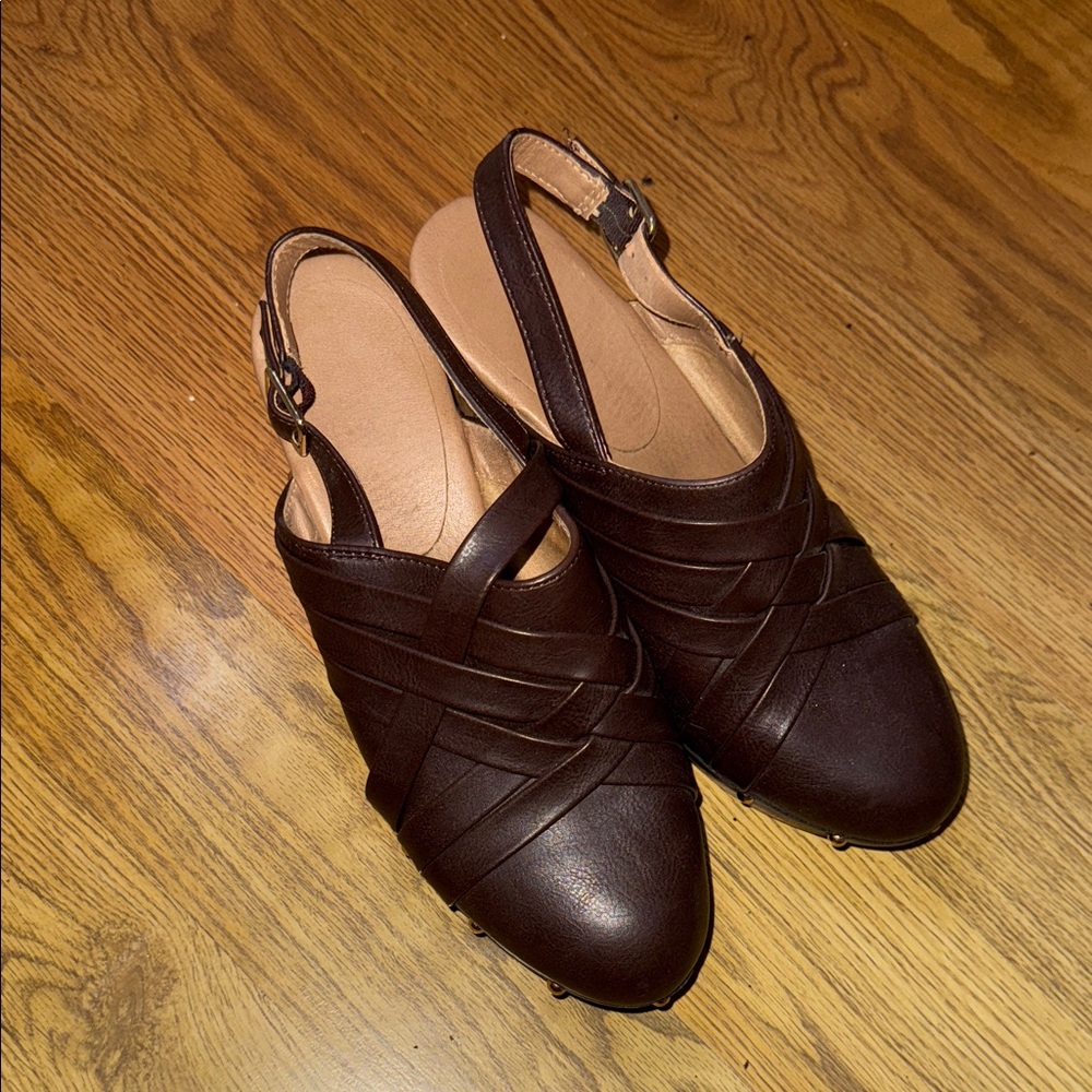 Elegant Brown Women's Slingback Shoes